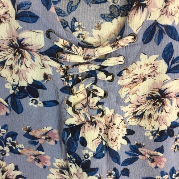 Warehouse One Cold Shoulder Floral Blouse Small Half Sleeve Violet Blue Popover - Picture 5 of 9